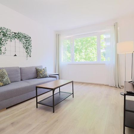 ブダペストSpring House With Free Private Parkingアパートメント エクステリア 写真