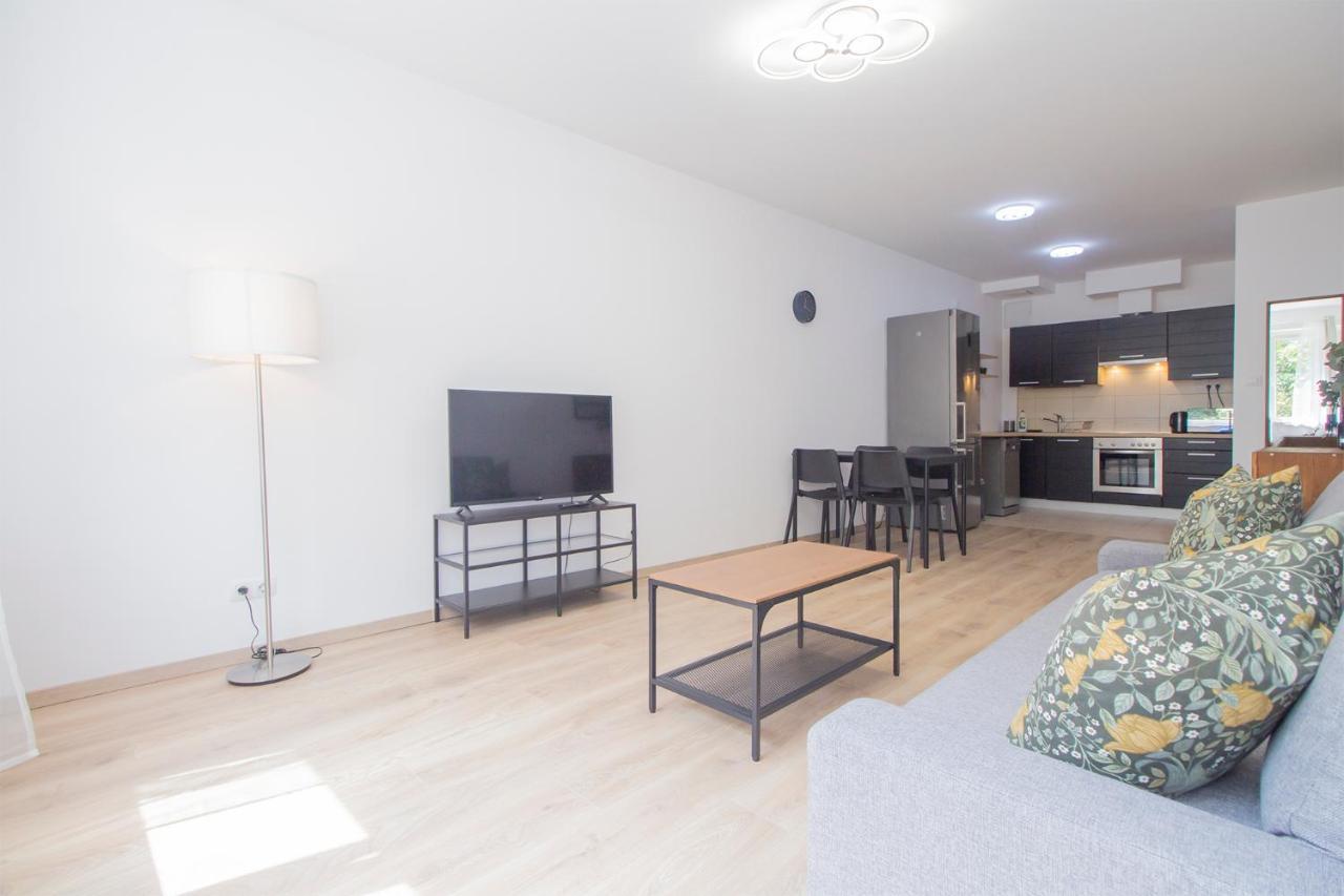 ブダペストSpring House With Free Private Parkingアパートメント エクステリア 写真