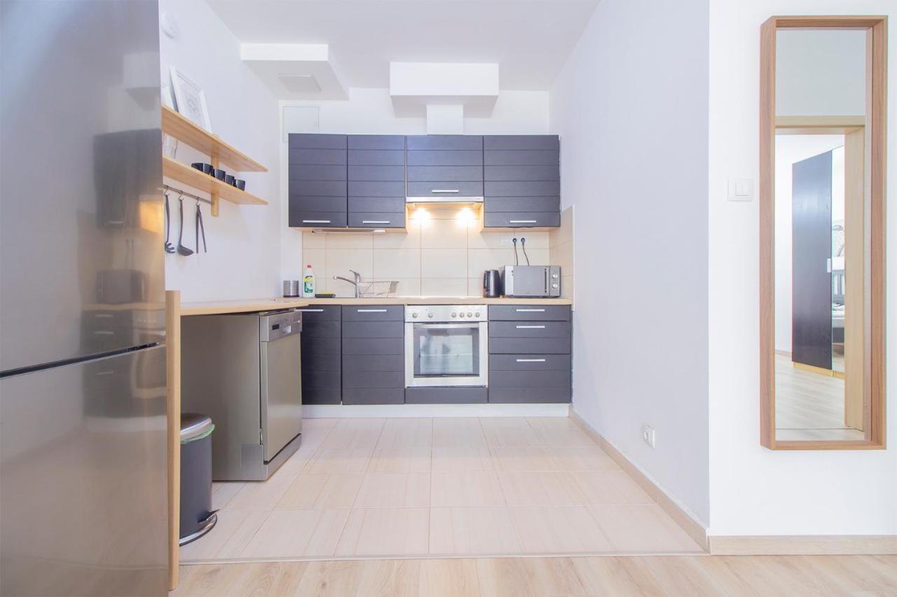 ブダペストSpring House With Free Private Parkingアパートメント エクステリア 写真